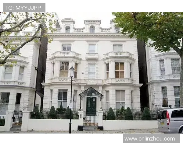 全球足球十大球星豪宅排名揭秘：这些顶级球员的奢华住所让你惊叹