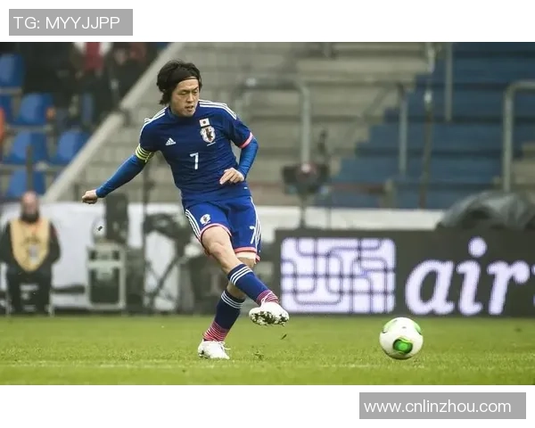 刚退役的足球明星们在新生活中的转型与未来展望