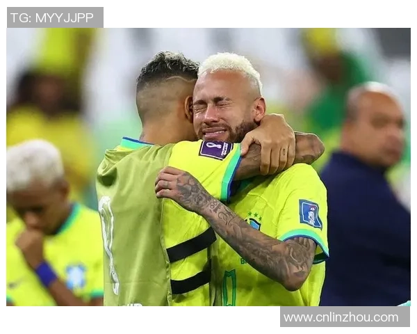 球场上泪水飘洒，球星情深难言