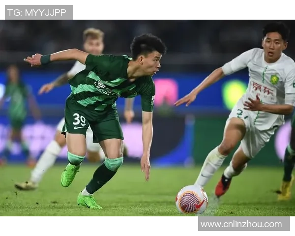 足球球星成长之路：从天才少年到世界级巨星的蜕变历程